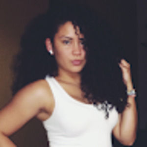 Meet your Posher, Manuela